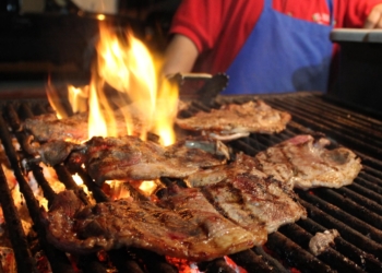 5845bfe764a00-carnita-asada-ok.jpg