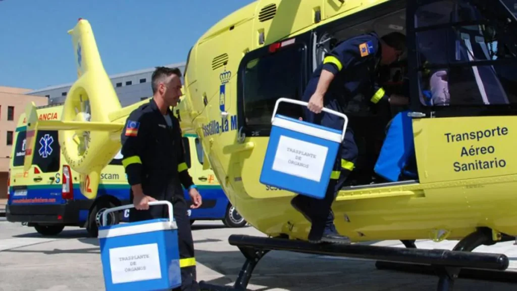 avión transportando órganos