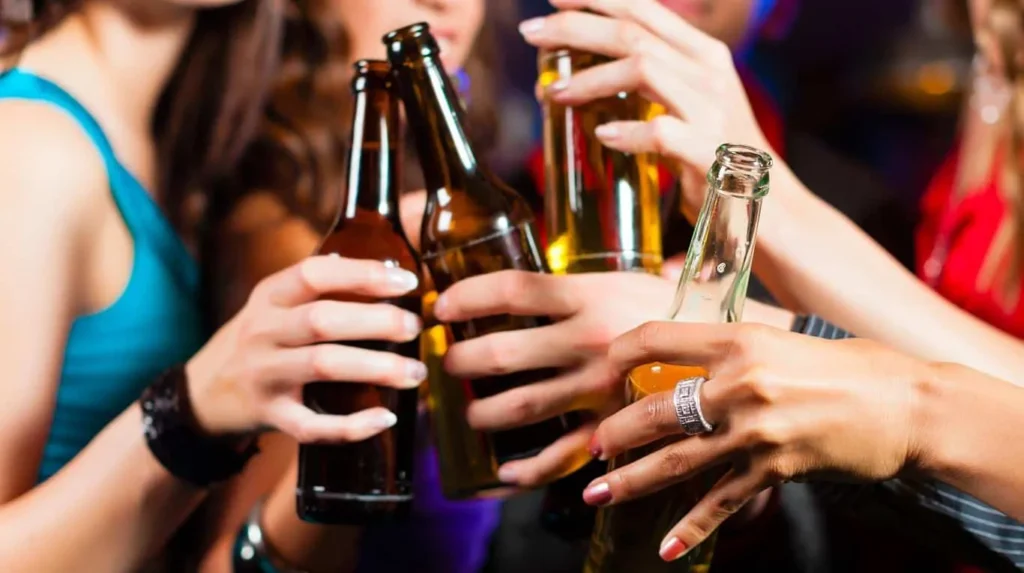 hígado graso en jóvenes por consumo excesivo de alcohol